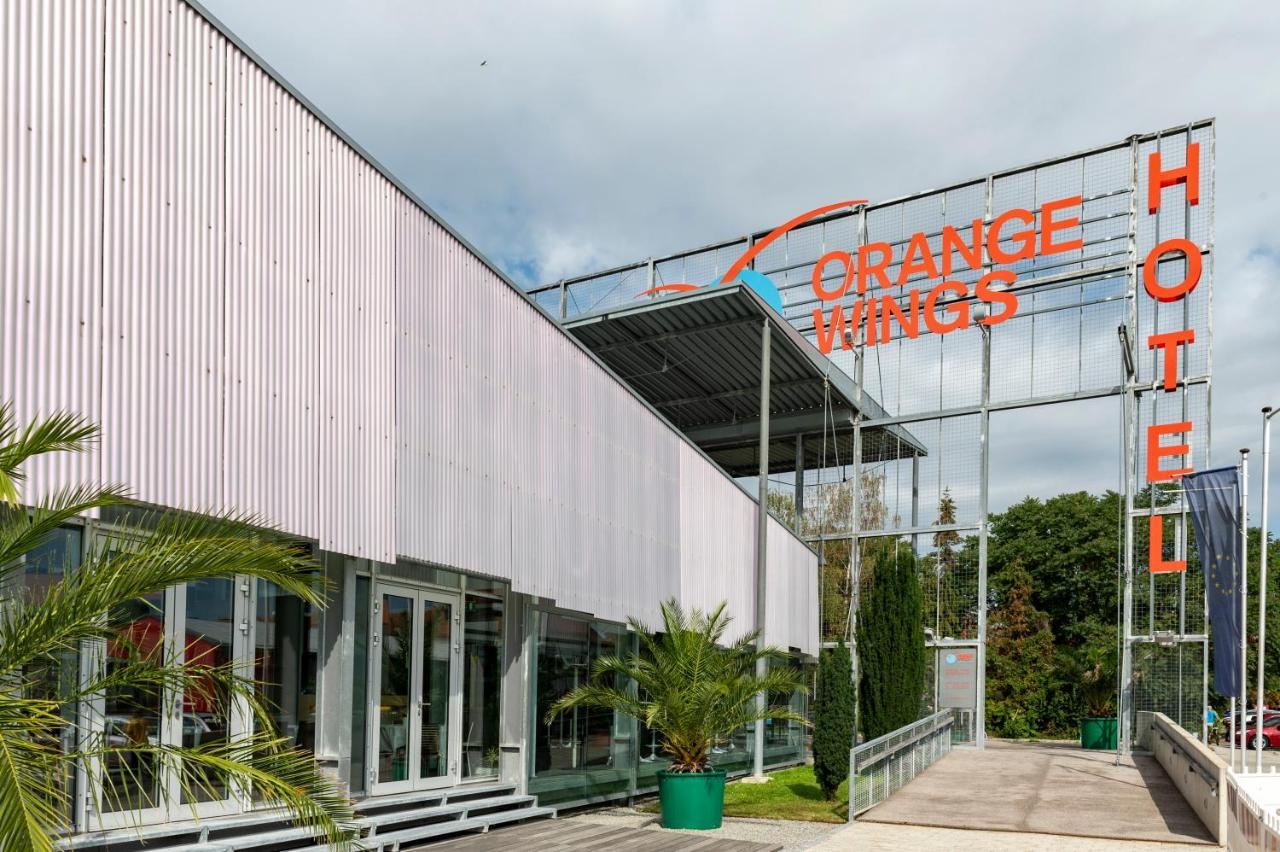 Hotel Orange Wings Krems Extérieur photo