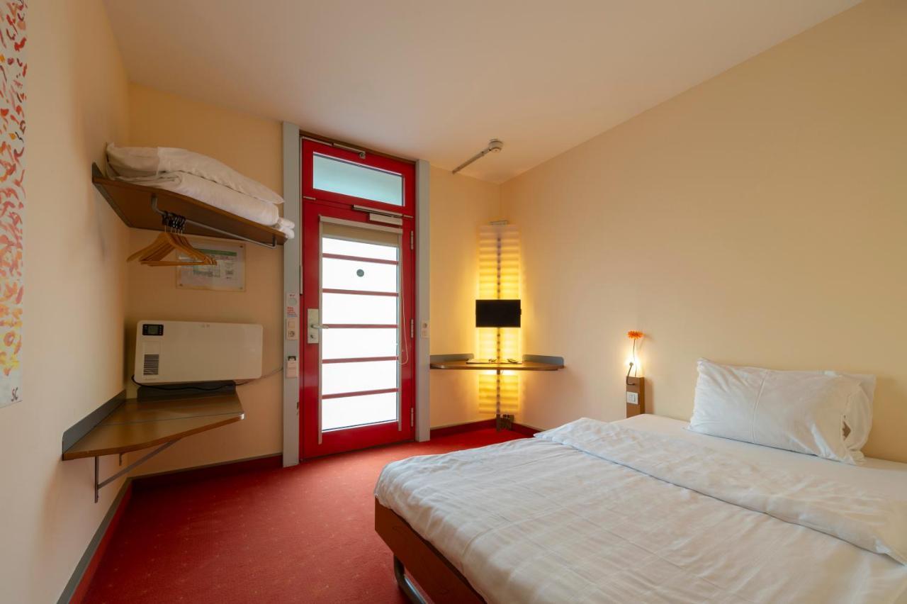 Hotel Orange Wings Krems Extérieur photo